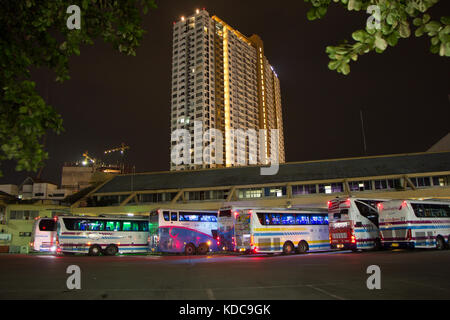 Chiang Mai, Thaïlande - 10 octobre 2017 : présentation de la gare routière de Chiangmai. photo à la gare routière de Chiangmai, Thaïlande. Banque D'Images