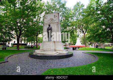 Montréal, Canada 4 août 2016,. Vue sur square dorchester dans le coeur du centre-ville de Montréal.credit:Mario Beauregard/Alamy live news Banque D'Images