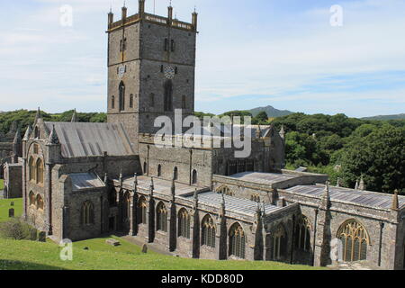 La Cathédrale de St David's, St David's, Pembrokeshire, Pays de Galles, Royaume-Uni Banque D'Images