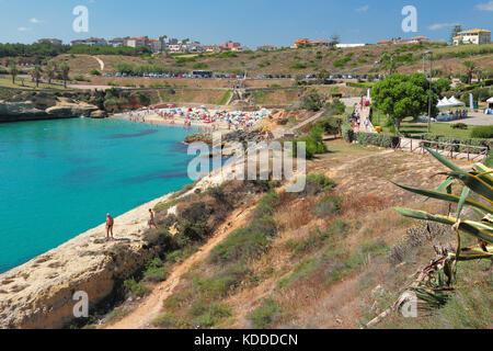 Plage de la baie de la mer. porto-torres, italie Banque D'Images