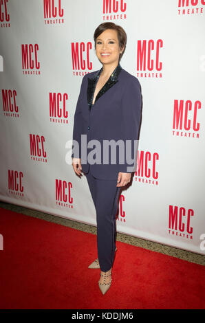 New York, NY - 4 Avril, 2016 : Lea Salonga assiste à la MCC Theatre 2016 Gala mal attribué au Hammerstein Ballroom Banque D'Images