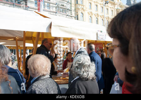 Zagreb, Croatie. 13 oct, 2017. Foire de l'hiver et produits autonomes. crédit : veronika pfeiffer/Alamy live news Banque D'Images