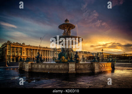 Fontaine de la place de la Concorde à Paris, France Banque D'Images