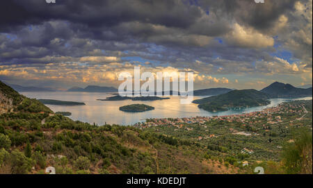 Coucher de soleil sur l'île de Lefkas en Grèce Banque D'Images