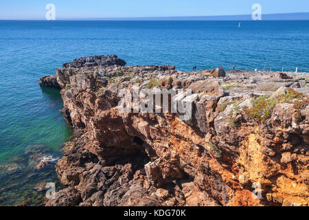 Boca do Inferno. la bouche de l'enfer chasm et falaises de mer. repère naturel de cascais city, district de Lisbonne, Portugal Banque D'Images