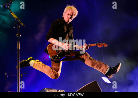 MADRID - SEPT 9 : Franz Ferdinand (band) produisent en concert à Dcode Music Festival le 9 septembre 2017 à Madrid, Espagne. Banque D'Images