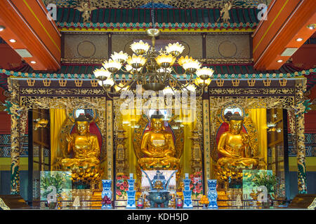 L'intérieur deuxième hall, monastère Po Lin, Lantau Island, hong kong, Chine Banque D'Images