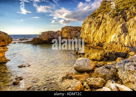 La réserve naturelle du cap Milazzo, Piscina di Venere, Sicile, Italie, Mer Tyrrhénienne Banque D'Images