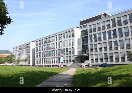 Campus de l'Université technique de Delft, aux Pays-Bas. Faculté des Sciences Appliquées (AS) - Technische Natuurkunde. Bâtiment 22 à Lorentzweg 2. Banque D'Images