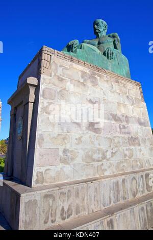 Statue de l'écrivain canarien Benito Perez Galdos, Las Palmas de Gran Canaria, Gran Canaria, Îles Canaries, Espagne, l'océan Atlantique, l'Europe Banque D'Images