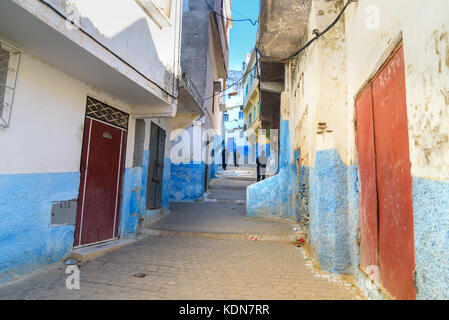 Moulay Idriss Zerhoun, Maroc - Jan 16, 2017 : sur la ruelle de Médina. La ville sainte de Moulay Idriss Zerhoune Banque D'Images