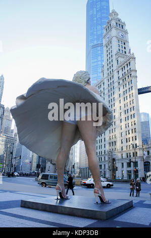 Chicago, jan 31 : la célèbre statue géante de Marilyn pour toujours le Jan 31, 2012 à Chicago, Illinois, UNITED STATES Banque D'Images