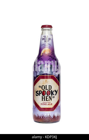 Une édition spéciale sur le thème de Halloween bouteille de vieille bière Speckled Hen, commercialisés en tant que vieille poule Spooky. Banque D'Images