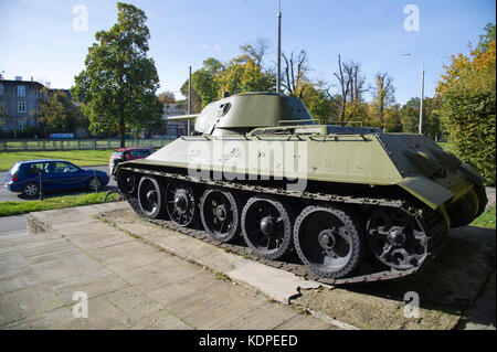 Réservoir russe Monument T-34/76 à Gdansk, Pologne. 15 octobre 2017. Il est dit que ce réservoir de la 1st Polish Armoured Brigade de Polonais communiste Pe Banque D'Images