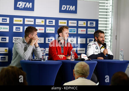 13.10.2017, Hockenheim, Hockenheim dtm, 2017, 17.lauf hockenheim,13.10.-15.10.2017 , im Bild Paul di Resta (gbr# 3) mercedes-amg motorsport silberpfeil énergie, mercedes-amg c 63 dtm , René rast (deu# 33) Audi Sport Team Rosberg, auto bild motorsport audi rs 5 dtm, Timo Glock (deu# 16) bmw team rmr, la Deutsche Post bmw m4 dtm photo : Cronos/hasan bratic Banque D'Images