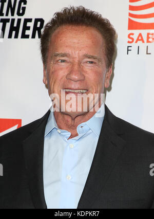 Hollywood, Ca. 14 octobre 2017. Arnold Schwarzenegger, lors du screening spécial de Los Angeles pour Tuer Gunther au TCL Chinese 6 à Hollywood, Californie, le 14 octobre 2017. Crédit: Faye Sadou/Media Punch/Alay Live News Banque D'Images