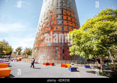 La tour Agbar à Barcelone Banque D'Images