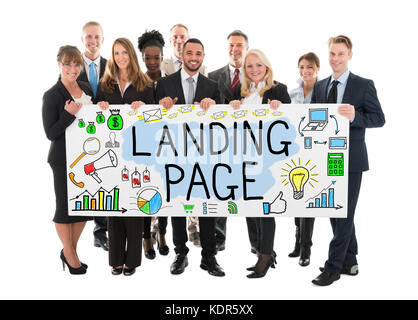 Grand groupe de professionnels businesspeople holding bannière de page d'atterrissage sur fond blanc Banque D'Images