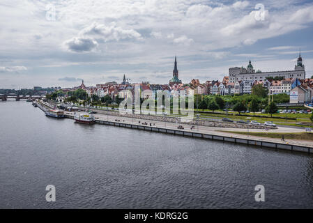 West Oder River dans la ville de Szczecin, province de Poméranie occidentale en Pologne Banque D'Images