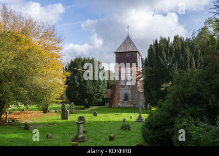 L'église St Mary vierge dans village Greywell, Hampshire, Royaume-Uni Banque D'Images