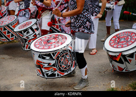 Avec Batala Drummers NYC Banque D'Images