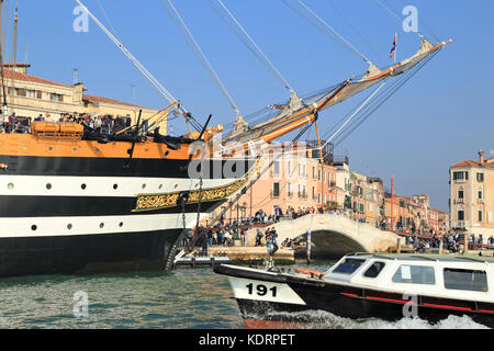 Grand voilier voile formation italien Amerigo Vespucci à Venise Banque D'Images