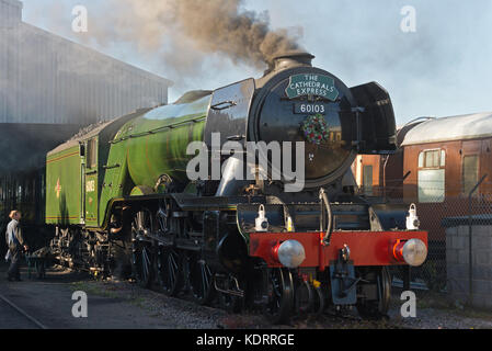 Flying Scotsman au Bishops Lydeard station sur la West Somerset Railway (WSR) dans le Somerset en mai 2017 lors de sa visite en tirant la cathédrale Express Banque D'Images