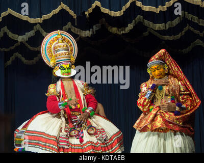 Performance de Kathakali Banque D'Images