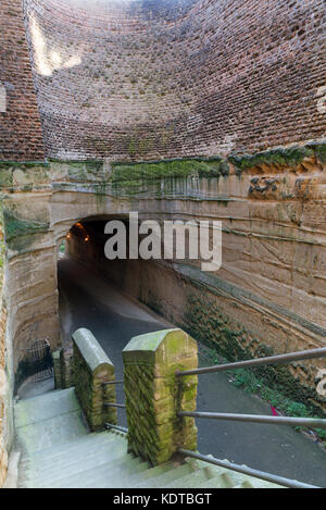 Le Tunnel du parc, Nottingham vu de niveau de la route. Banque D'Images