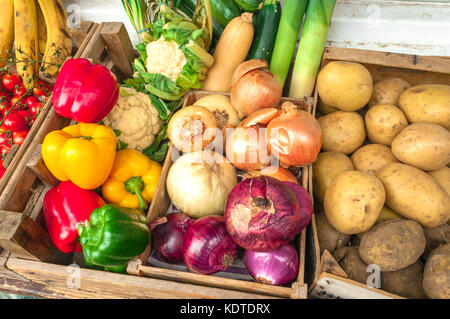 Fruits et légumes biologiques Banque D'Images