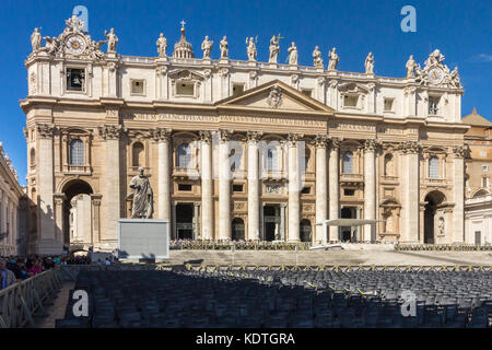 Palais apostolique, St Peters Square, Cité du Vatican, Rome, Italie Banque D'Images