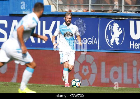 Eibar, Espagne. 15 octobre 2017. Luisinho (Deportivo) Football/Football : Espagnol 'la Liga Santander' match entre SD Eibar 0-0 RC Deportivo à l'Estadio Municipal de Ipurua à Eibar, Espagne . Crédit : Mutsu Kawamori/AFLO/Alamy Live News Banque D'Images