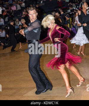 L'ballroom dancers au championnat international, Brentwood Banque D'Images