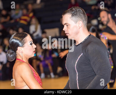 L'ballroom dancers au championnat international, Brentwood Banque D'Images