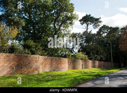 Crinkle Crankle Suffolk Angleterre Easton mur Banque D'Images