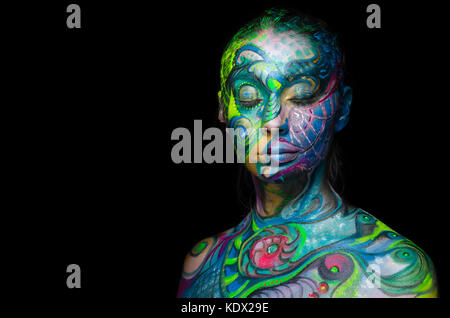 Belle body art - visage artistique (vue de face) Banque D'Images