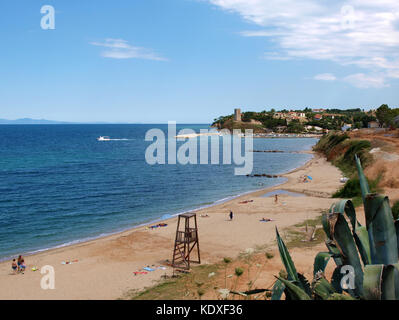 Plage de Nea Fokea village dans la péninsule Kassandra Halkidiki Greece Banque D'Images