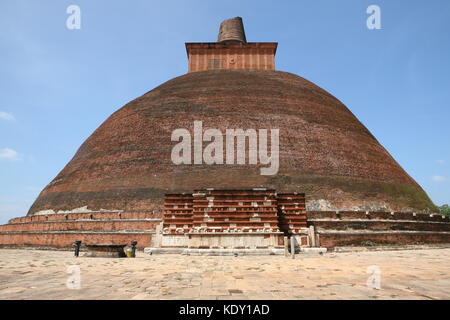 Jetavanaramaya Dagoba Sri Lanka - les ruines de Jetavana dans la ville sacrée du patrimoine mondial d'Anuradhapura, Sri Lanka Banque D'Images