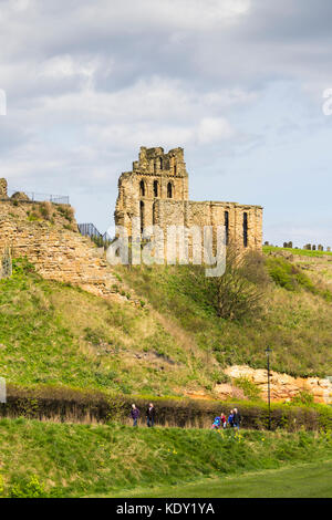 Ruines du prieuré de Tynemouth, Tyne et Wear. L'église elle-même a été fondée au 7ème siècle avec les vestiges du bâtiment datant du 12e siècle. Banque D'Images