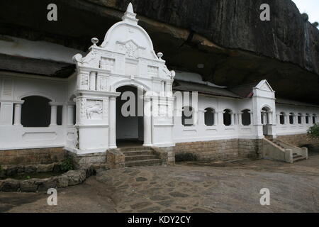 Dans Höhlentempel Zentralprovinz der Dambulla Sri Lankas - Dambulla cave temple dans la province centrale de Sri Lanka Banque D'Images