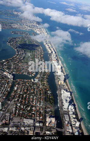 Littoral de Miami vu de haute altitude Banque D'Images