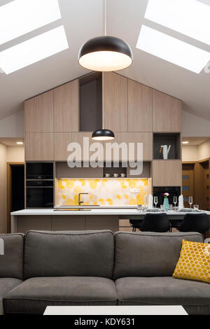 intérieur de maison moderne grand espace ouvert avec