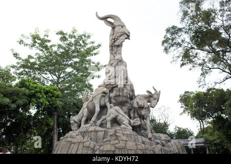 Guangzhou,china,14,2017 - 19 août : cinq chèvres statue est l'emblème de Guangzhou en Chine. Banque D'Images