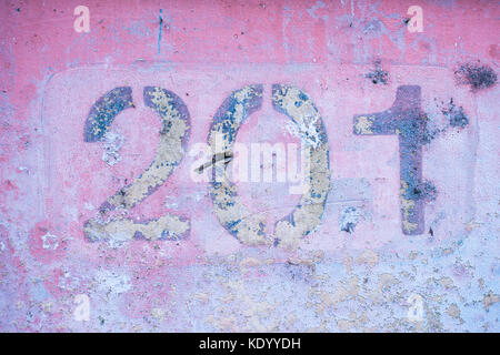 Numéro 2 0 1 rose sur un mur, deux cent un. Banque D'Images