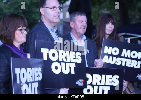 Londres, Royaume-Uni. 17 octobre 2017. Le TUC est titulaire d'un rassemblement à Westminster pour protester contre le 1 % cap sur payrises aux employés du gouvernement. Roland ravenhill/Alamy live news Banque D'Images