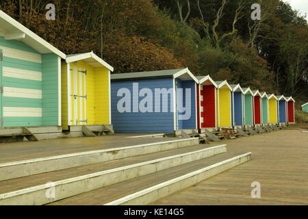 Cabines de plage,colwey,bay,eau douce île de Wight Banque D'Images