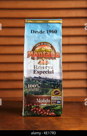 'Montana' café cultivés localement, Alajuela, Alajuela province, Costa Rica, Amérique Centrale Banque D'Images