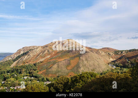 Voir à Alltwen, Conwy Sychnant Pass et la montagne de Foel Lus de colline sur la côte nord dans le parc national de Snowdonia. Dwygyfylchi, Conwy, Pays de Galles, Royaume-Uni Banque D'Images