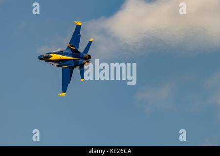 New Windsor, ny - juillet 2, 2017 : US Navy Blue angles effectuer à l'aéroport international de Stewart au cours de la new york airshow. escadron est l'officia Banque D'Images