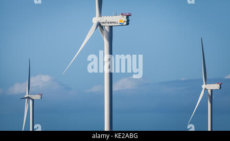 Sur les turbines éoliennes offshore d'Ormonde près de Barrow-in-Furness, qui est exploité par le géant de l'énergie suédois, Vattenfall. Banque D'Images